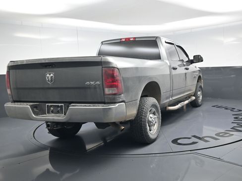 Used 2013 RAM 2500 Tradesman w/ Chrome Appearance Group image 9