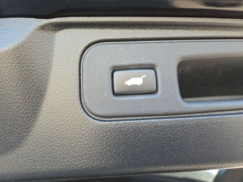 Used 2023 Honda Passport EX-L image 23