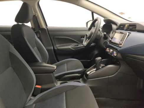 Used 2025 Nissan Versa SV FWD image 21