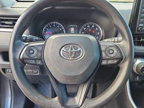 Used 2021 Toyota RAV4 XLE image 27