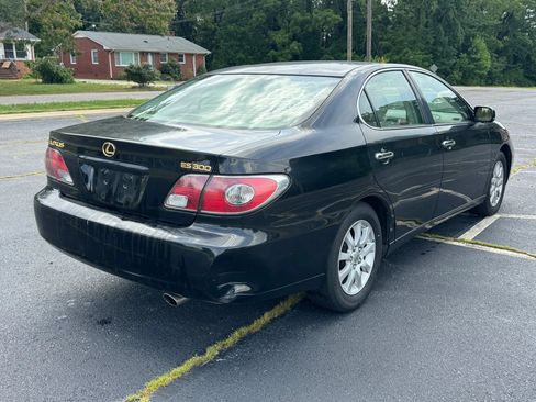 Used 2002 Lexus ES 330 FWD image 7