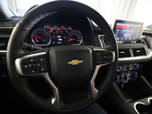 Used 2021 Chevrolet Tahoe LT w/ LT Signature Package RWD image 23