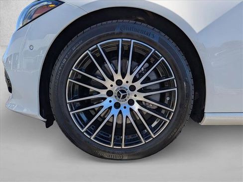 Certified 2025 Mercedes-Benz C 300 4MATIC Sedan image 23