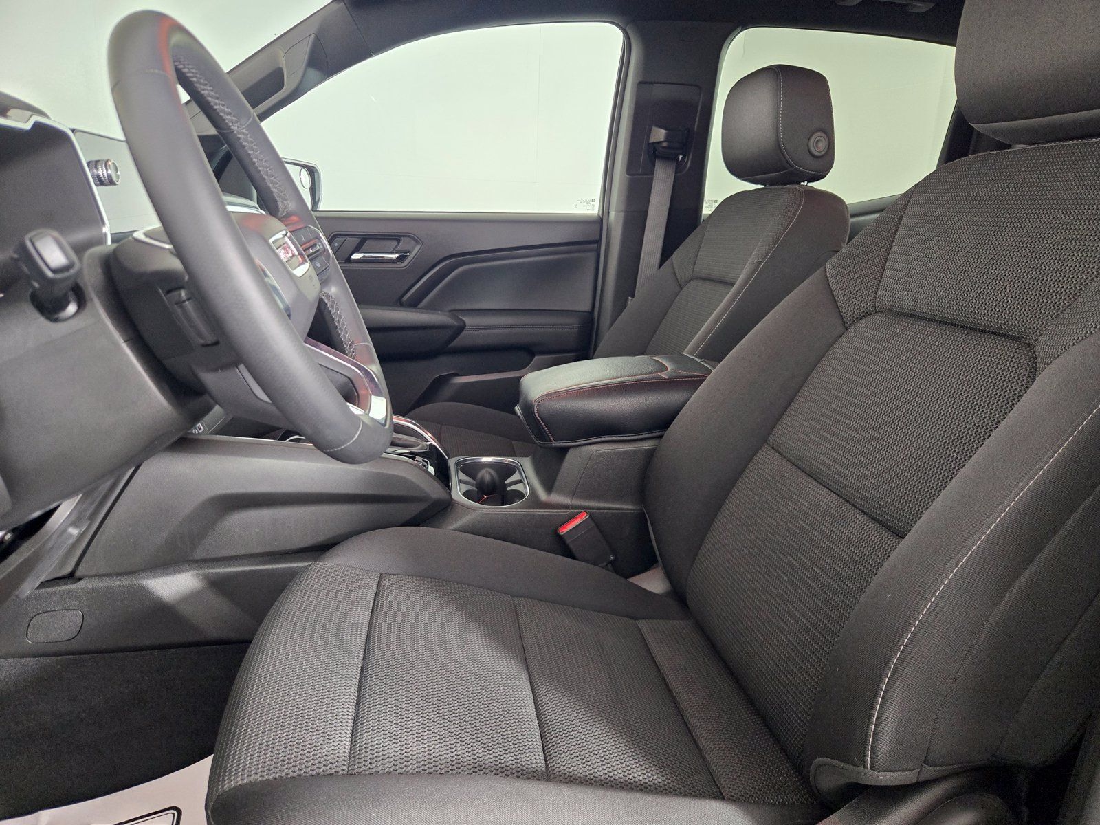 Used 2024 GMC Canyon Elevation w/ Convenience Package RWD image 8