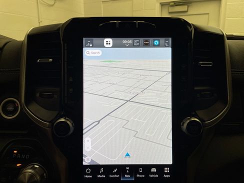 Certified 2022 RAM 1500 Laramie image 18