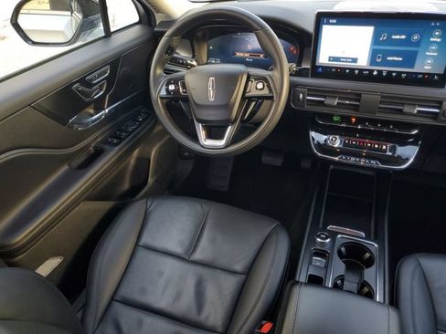 Used 2023 Lincoln Corsair Reserve w/ Equipment Group 201A AWD/4WD image 18