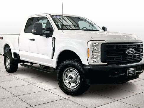 New 2026 Ford F250 XL w/ 360-Degree Camera Package image 2