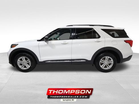 Used 2023 Ford Explorer XLT w/ Equipment Group 202A image 1
