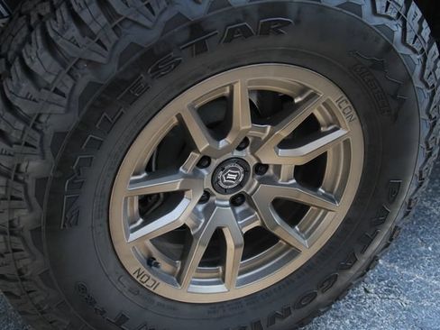 Used 2021 Jeep Wrangler Unlimited Sport AWD/4WD image 31