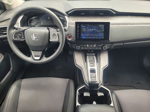 Used 2018 Honda Clarity Plug-In Hybrid image 13