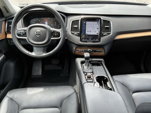 Used 2021 Volvo XC90 T6 Momentum w/ Advanced Package AWD/4WD image 29