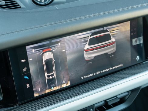 New 2026 Porsche Cayenne S image 34