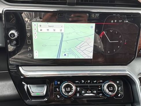 Used 2024 GMC Sierra 2500 Denali Ultimate image 26