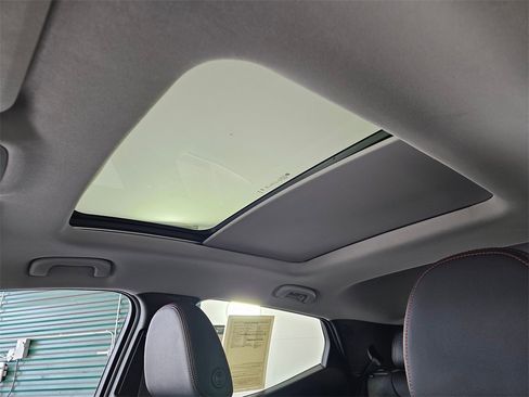 Used 2023 Chevrolet Bolt EUV Premier w/ Sun & Sound Package image 24