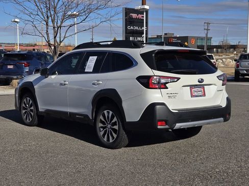Used 2025 Subaru Outback Limited image 12