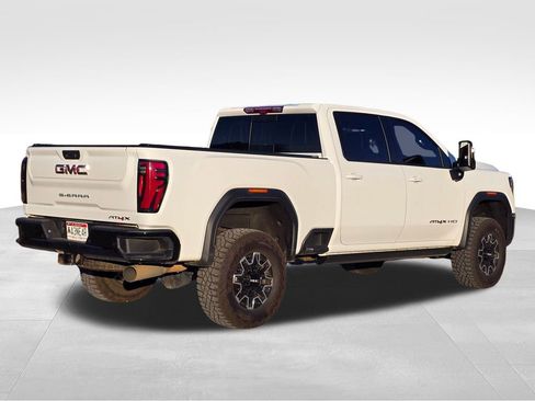 Used 2024 GMC Sierra 2500 AT4X image 6