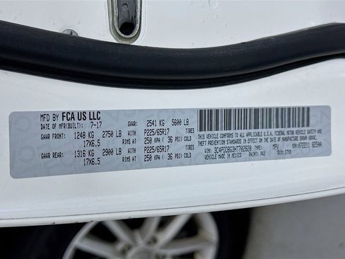 Used 2017 Dodge Journey SXT w/ Comfort/Convenience Group AWD/4WD image 29