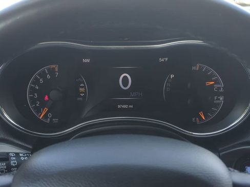 Used 2019 Jeep Grand Cherokee Limited AWD/4WD image 16