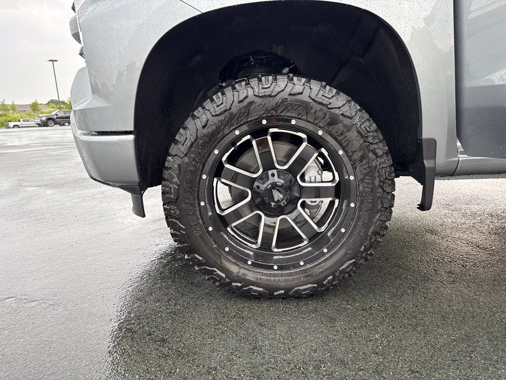 New 2026 Chevrolet Silverado 1500 RST w/ Dark Appearance Package AWD/4WD image 40