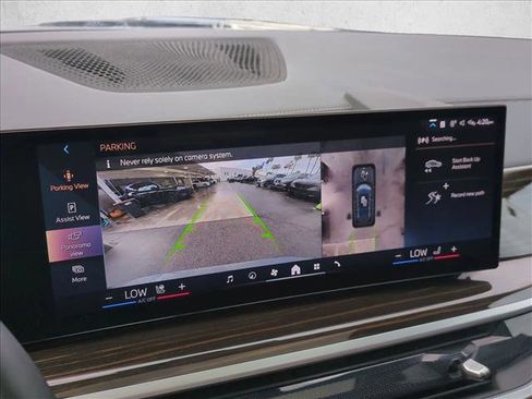 Certified 2024 BMW X7 xDrive40i w/ Parking Assistance Package image 14