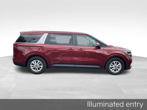 Certified 2024 Kia Carnival LX image 9