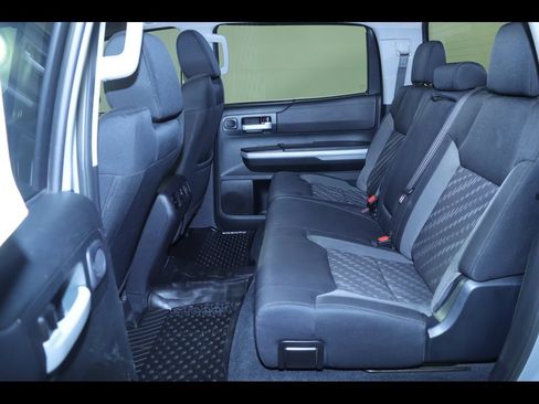 Used 2018 Toyota Tundra SR5 image 30