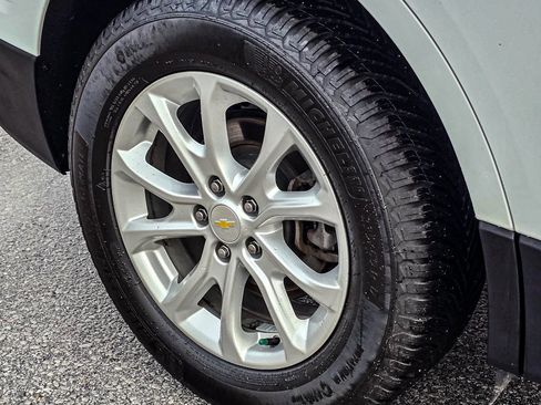 Used 2020 Chevrolet Equinox LT image 9