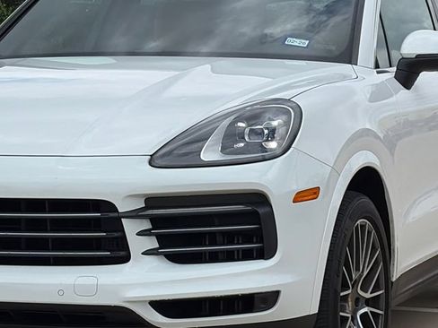 Used 2020 Porsche Cayenne AWD/4WD image 4