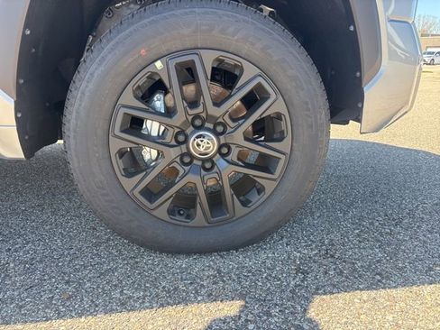 New 2026 Toyota Tundra Limited AWD/4WD image 20