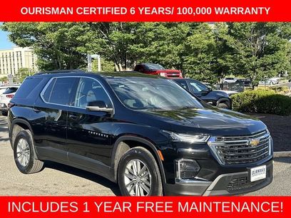 Used 2023 Chevrolet Traverse LT