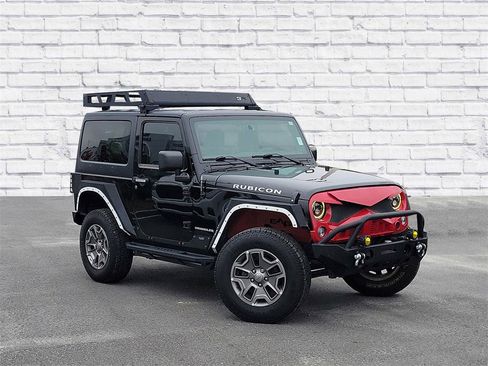 Used 2016 Jeep Wrangler Rubicon w/ Power Convenience Group image 1