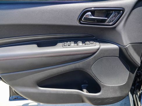 Used 2023 Dodge Durango GT image 21