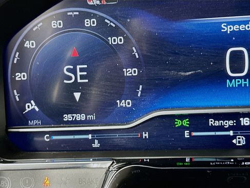 Used 2024 Chevrolet Silverado 1500 LT image 18