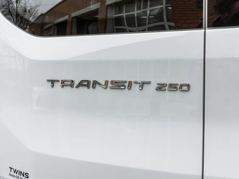 Used 2024 Ford Transit 250 Low Roof w/ Exterior Upgrade Package image 33