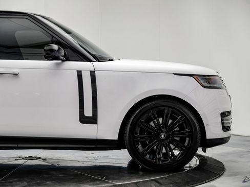 Used 2024 Land Rover Range Rover SE AWD/4WD image 21