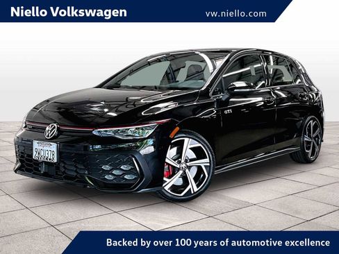 Used 2025 Volkswagen GTI SE FWD image 1