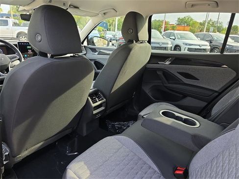 New 2025 Volkswagen Tiguan S image 9