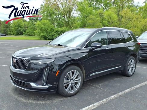 Used 2023 Cadillac XT6 Premium Luxury w/ Technology Package AWD/4WD image 1