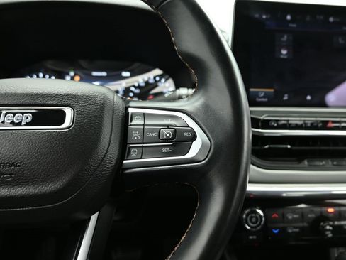 Certified 2022 Jeep Compass Limited image 28