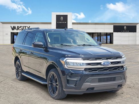 Used 2023 Ford Expedition XLT AWD/4WD image 1