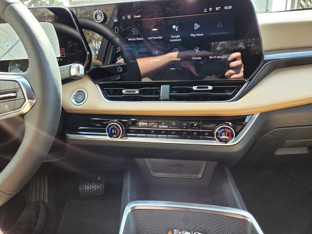 New 2026 Chevrolet Equinox ACTIV w/ Safety and Technology Package AWD/4WD image 23