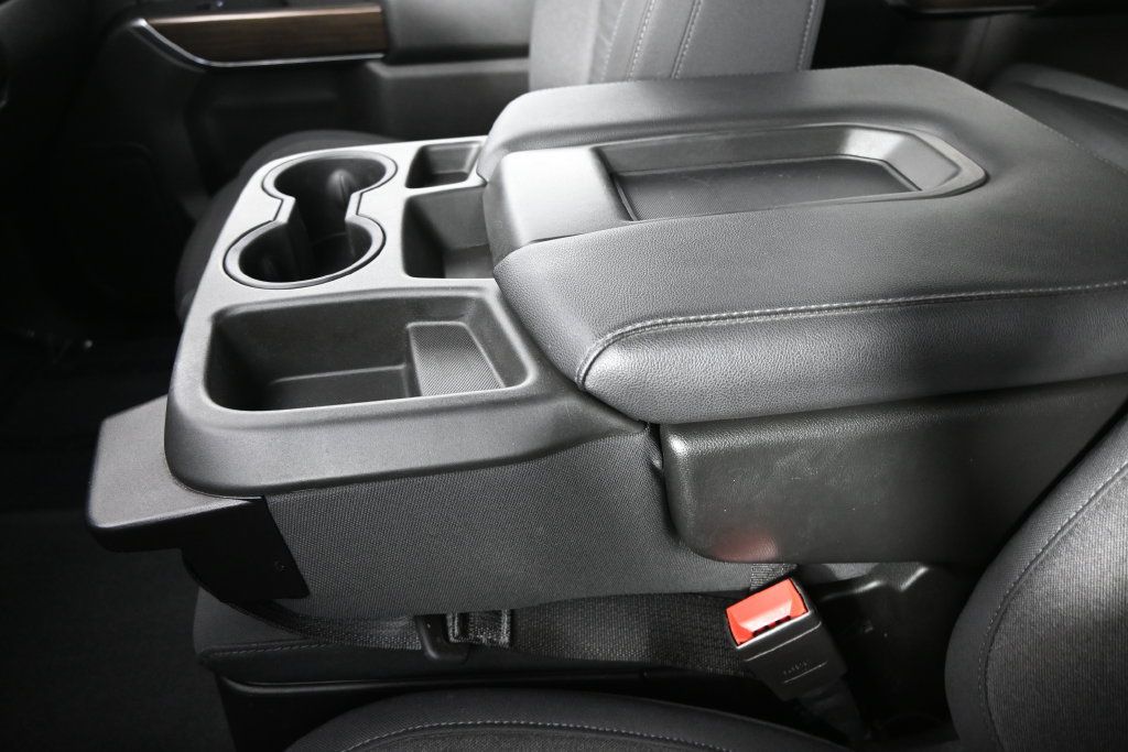 Used 2020 Chevrolet Silverado 1500 RST AWD/4WD image 32