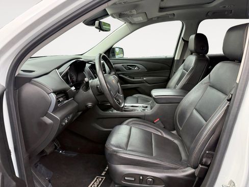 Used 2021 Chevrolet Traverse Premier w/ Redline Edition image 10