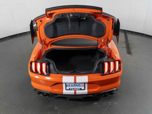 Used 2022 Ford Mustang Shelby GT500 w/ Carbon Fibre Track Pack image 29