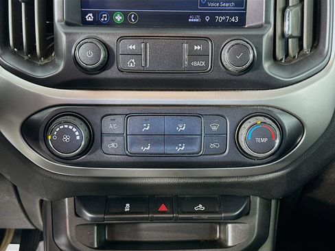 Used 2022 Chevrolet Colorado LT RWD image 16