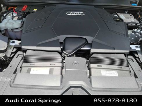 Certified 2023 Audi Q8 Premium Plus w/ Premium Plus Package AWD/4WD image 17