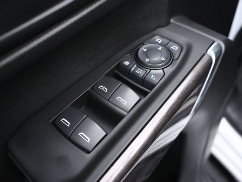 Used 2020 Chevrolet Silverado 3500 LTZ image 7