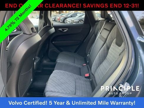 Certified 2023 Volvo XC60 B5 Core image 14