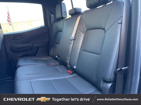 Certified 2024 Chevrolet Colorado Trail Boss w/ Advanced Trailering Package image 12