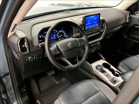 Used 2022 Ford Bronco Sport Outer Banks w/ Tech Package AWD/4WD image 15